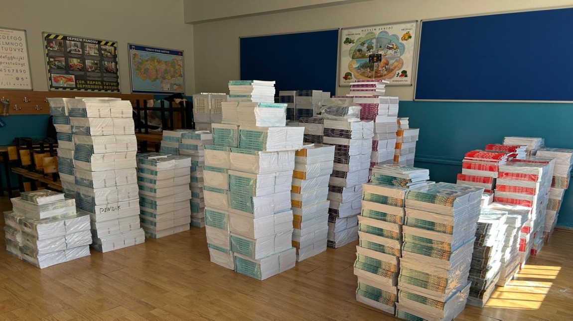 Ders Kitabı Dağıtımı